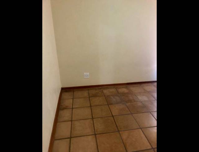 2 BEDROOM APARTMENT FOR SALE IN MAKHADO